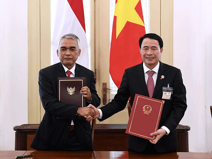 Indonesia dan Vietnam menyepakati sejumlah nota kesepahaman dalam kunjungan kenegaraan Presiden Republik Sosialis Vietnam Nguyễn Xuân Phúc.