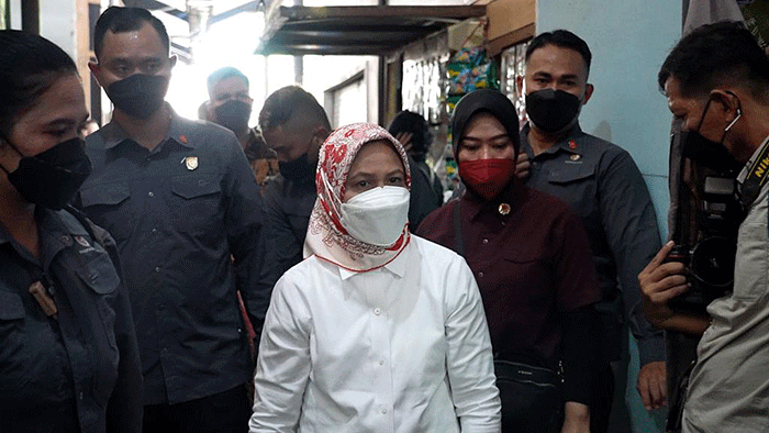 Iriana Joko Widodo menyampaikan pesan penuh semangat bagi para ibu dalam momen peringatan Hari Ibu ke-94 tahun 2022 yang jatuh pada Kamis, 22 Desember 2022.