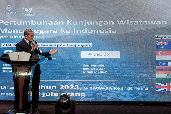 Menteri Pariwisata dan Ekonomi Kreatif (Menparekraf) Sandiaga Salahuddin Uno meraih penghargaan ‘Indonesia Man of The Match in Tourism 2022’.