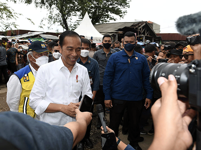 Presiden Joko Widodo menegaskan bahwa rencana larangan penjualan rokok batangan bertujuan untuk menjaga kesehatan masyarakat.