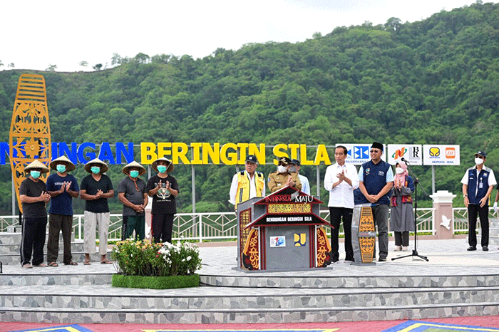 Presiden Joko Widodo meresmikan Bendungan Beringin Sila yang terletak di Kabupaten Sumbawa, Provinsi Nusa Tenggara Barat (NTB), Kamis (29/12/2022).