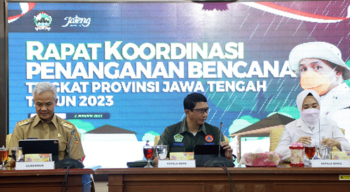 Bantuan operasional penanganan darurat banjir di Jawa Tengah, Senin (2/1/2023).