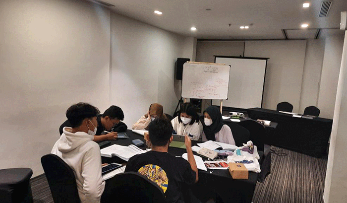 KGI Sekuritas juga memproyeksikan pertumbuhan untuk Lavender berdasarkan dengan valuasi DCF yaitu Rp 200 per saham dengan WACC:15,7%.