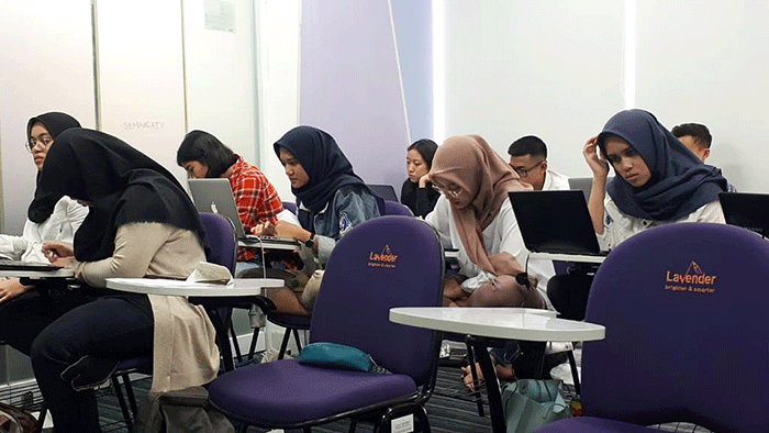 KGI Sekuritas juga memproyeksikan pertumbuhan untuk Lavender berdasarkan dengan valuasi DCF yaitu Rp 200 per saham dengan WACC:15,7%.
