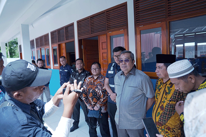 Badan Pengelola Keuangan Haji (BPKH) melakukan serah terima Program Kemaslahatan senilai 1,2 Miliar rupiah.