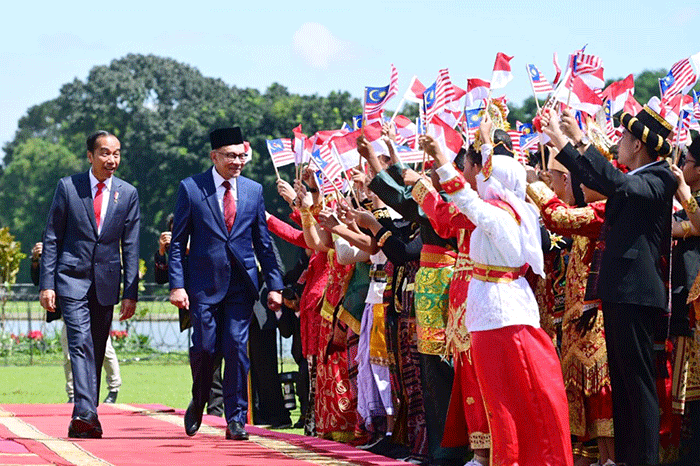 Presiden Jokowi Sambut Kunjungan Resmi PM Anwar Ibrahim Di Istana Bogor