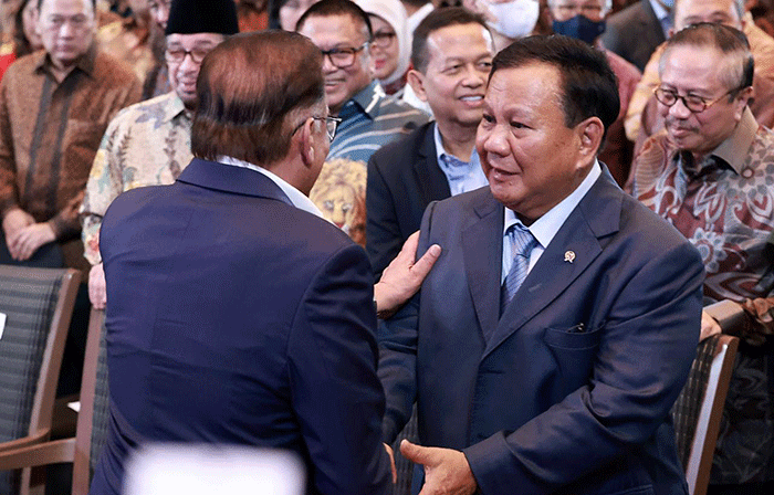 Menteri Pertahanan Prabowo Subianto mendampingi serangkaian kegiatan Perdana Menteri Malaysia Anwar Ibrahim, Senin (9/1/2023).