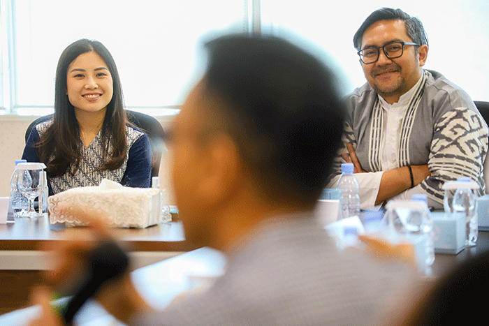 Wamenparekraf Angela Tanoesoedibjo menggelar audiensi dengan para pimpinan redaksi MNC Media di Gedung iNews Tower, Jakarta Pusat, Selasa (10/1/2023).