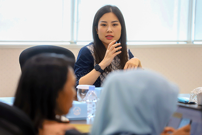 Wamenparekraf Angela Tanoesoedibjo menggelar audiensi dengan para pimpinan redaksi MNC Media di Gedung iNews Tower, Jakarta Pusat, Selasa (10/1/2023).