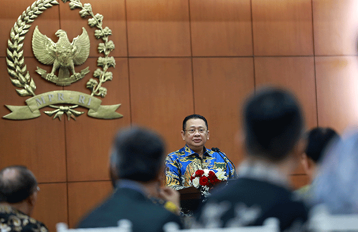 Ketua MPR Bambang Soesatyo Memberikan Kata Sambutan saat melakukan pertemuan dengan delegasi Korea - Indonesia (KORINDO).