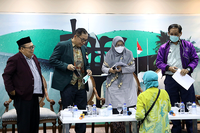 PB IDI bersama sejumlah organisasi profesi memberikan pernyataan sikap menolak RUU Kesehatan Omnibus Law.