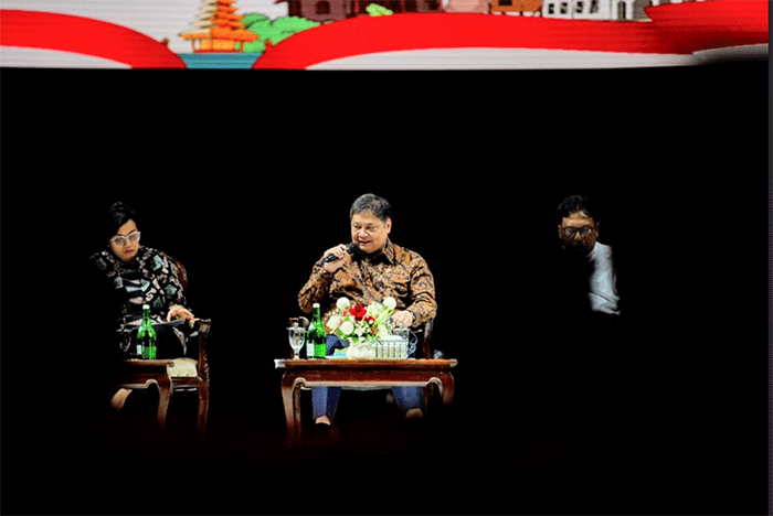 Menteri Koordinator Bidang Perekonomian Airlangga Hartarto saat memberikan arahan dalam Rakornas Kepala Daerah dan Forkopimda di Sentul, Bogor.