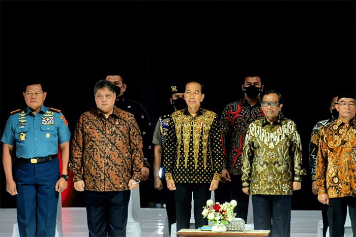 Menteri Koordinator Bidang Perekonomian Airlangga Hartarto saat memberikan arahan dalam Rakornas Kepala Daerah dan Forkopimda di Sentul, Bogor.