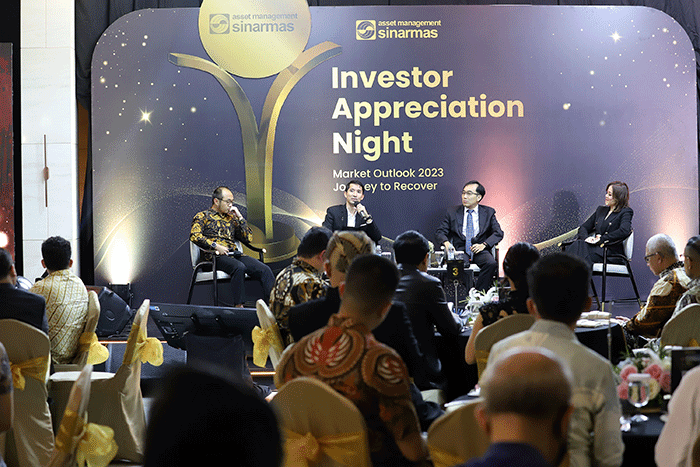 Menteri BUMN Erick Thohir saat memberikan sambutan dalam acara Investor Appreciaton Sinarmas Asset Management di Jakarta, Kamis (19/1/2023).