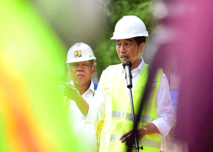 Presiden Joko Widodo menegaskan bahwa biaya haji tahun 2023 masih dalam proses kajian.