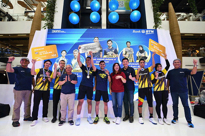 Badminton Tournament pada acara Road Show Tabungan BTN Bisnis di Bandung, Jawa Barat, Sabtu (28/1/2023).