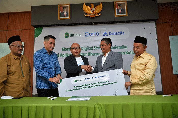 Kerja sama pengembangan layanan digitalisasi keuangan di lingkungan Kampus UNINUS, Bandung, Jawa Barat, Selasa (31/1/2023).