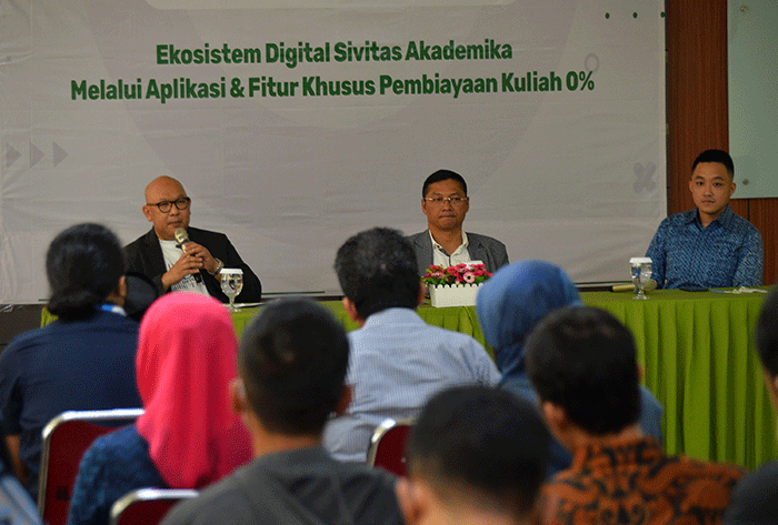 Kerja sama pengembangan layanan digitalisasi keuangan di lingkungan Kampus UNINUS, Bandung, Jawa Barat, Selasa (31/1/2023).