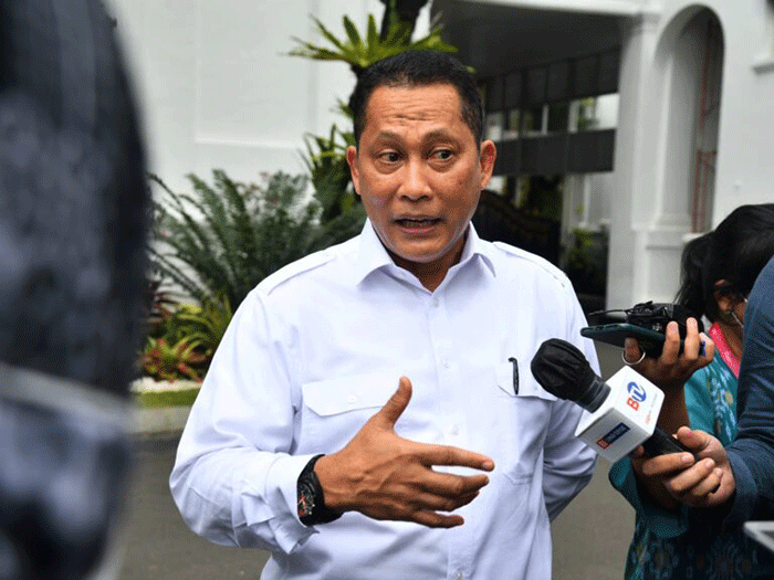 Menteri Perdagangan Zulkifli Hasan memberikan keterangan usai mengikuti rapat yang dipimpin oleh Presiden Joko Widodo di Istana Merdeka, Jakarta.