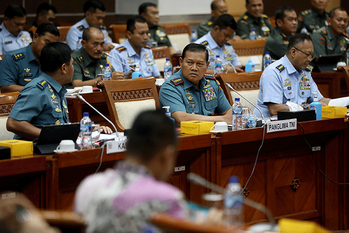Panglima TNI Laksamana TNI Yudo Margono saat mengikuti rapat kerja bersama Komisi I DPR di Kompleks Parlemen, Senayan, Jakarta, Kamis (2/2/2023).