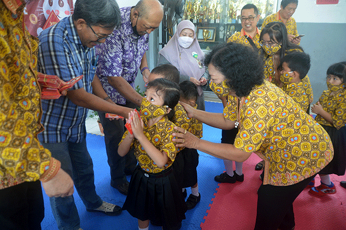 Perayaan Cap Go Meh di Aula Sekolah Kuncup Melati Semarang berlangsung semarak, Senin (6/2/2023).