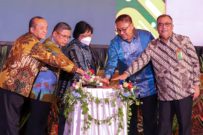 Peluncuran Sistem Informasi Dokumen Lingkungan Hidup Amdalnet di Kantor Kementerian Lingkungan Hidup dan Kehutan (KLHK), Jakarta, Selasa (7/2/2023).