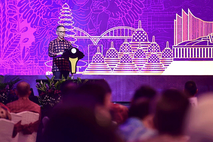 Presiden Joko Widodo menghadiri Pertemuan Tahunan Industri Jasa Keuangan (PTIJK) Tahun 2023 di Hotel Shangri-La, Jakarta, Senin (6/2/2023).