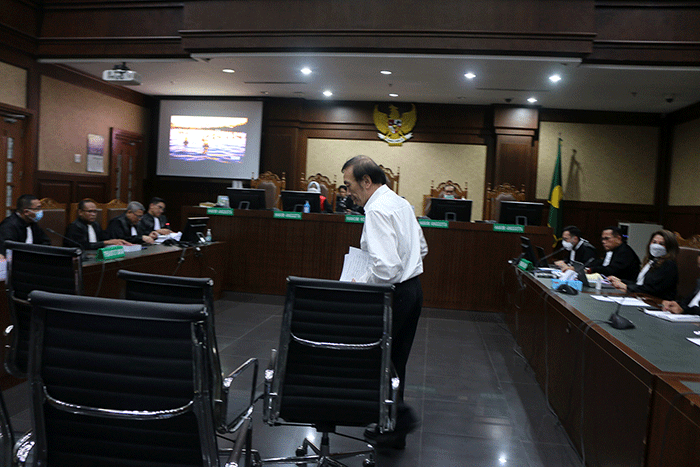 Terdakwa pemilik PT Duta Palma Group, Surya Darmadi menjalani Sidang tuntutan di Pengadilan Tindak Pidana Korupsi (Tipikor) Jakarta, Senin (6/2/2023).