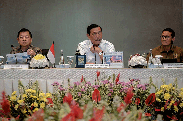 Menparekraf mengatakan salah satu yang menjadi fokus pengembangan yang harus segera dituntaskan adalah lima Destinasi Pariwisata Super Prioritas (DPSP).