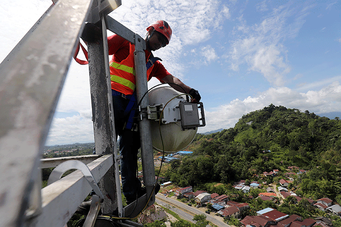 XL Axiata terus berupaya meningkatkan kualitas jaringan 4G di Kalimantan. Perluasan jaringan hingga ke pelosok dan wilayah perbatasan negara.
