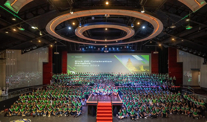 Manulife Indonesia merayakan pencapaian tahun 2022 melalui Agency Kick Off yang pertama kalinya di luar negeri bersama hampir 700 tenaga pemasar.
