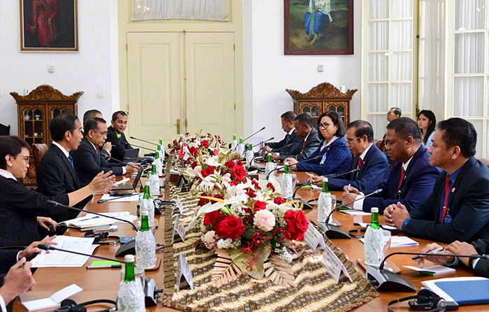 Presiden Joko Widodo menggelar pertemuan bilateral dengan Perdana Menteri (PM) Republik Demokratik Timor Leste, Taur Matan Ruak.