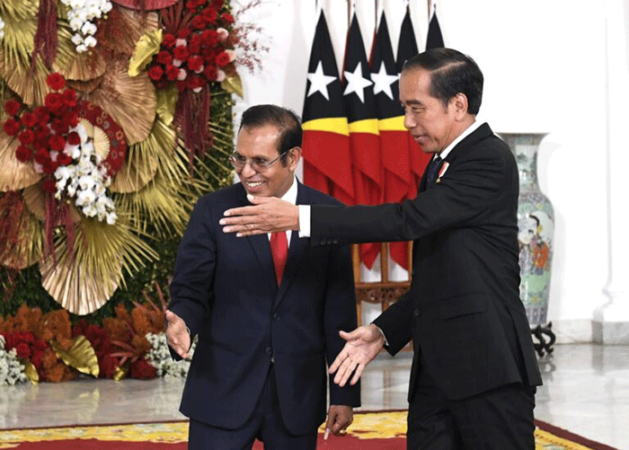 Presiden Joko Widodo menyambut kunjungan resmi Perdana Menteri (PM) Republik Demokratik Timor Leste, Taur Matan Ruak, di Istana Kepresidenan Bogor.