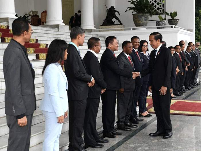 Presiden Joko Widodo menyambut kunjungan resmi Perdana Menteri (PM) Republik Demokratik Timor Leste, Taur Matan Ruak, di Istana Kepresidenan Bogor.