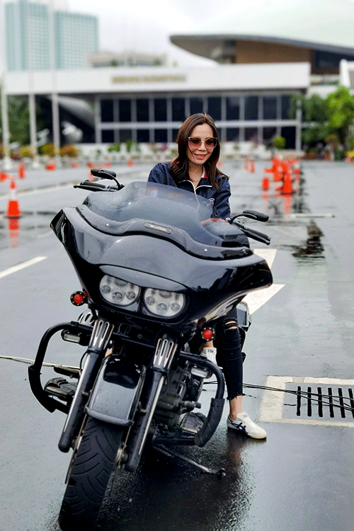 Para Peserta berbagai komunitas di kalangan sepeda motor besar mengikuti Safety & Skill Couching dan Contest Gymkhana & Rodeo di Kompleks Parlemen.
