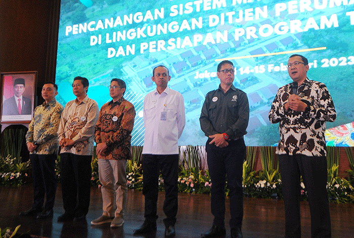 Perjanjian Kerja Sama (PKS) Program Kolaborasi Percepatan Penghapusan Kemiskinan Ekstrem melalui Perbaikan Rumah Tidak Layak Huni di Jakarta.