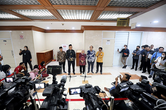 RDP terkait Biaya Haji Tahun 2023 di Gedung Parlemen, Senayan, Jakarta, Selasa (14/2/2023).