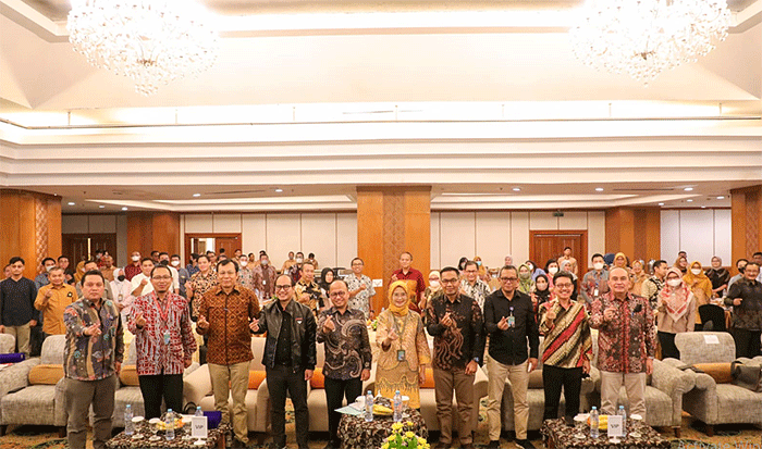 Sekjen Kementerian Ketenagakerjaan, Anwar Sanusi saat menyampaikan sambutan dan membuka acara Pembinaan Komunitas Hukum Kementerian Ketenagakerjaan di Jakarta.