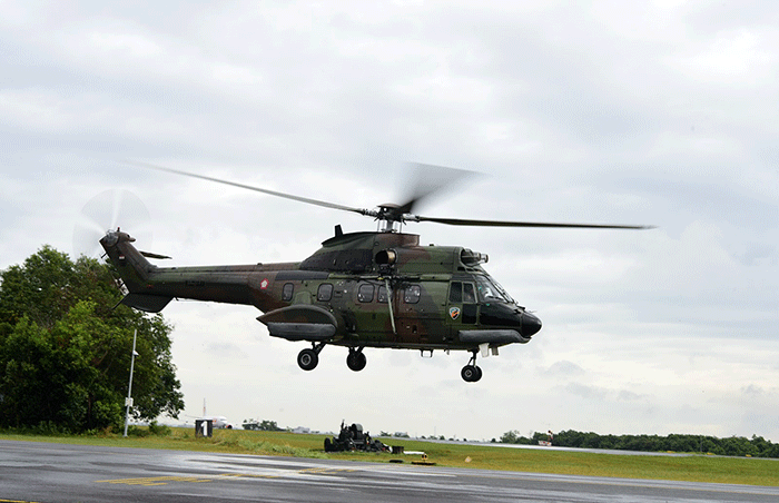 TNI AU, mengerahkan satu Helikopter NAS-332 Super Puma, untuk membantu pencarian dan pertolongan (SAR) Helikopter Polda Jambi.