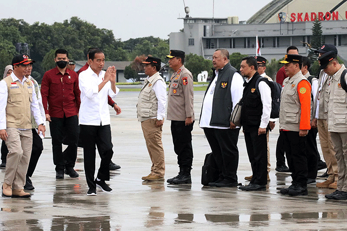 Presiden Jokowi Lepas Bantuan Kemanusiaan Ke Turki Dan Suriah