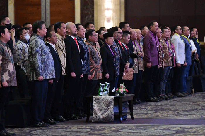 Presiden Joko Widodo memberikan sambutannya saat menghadiri pelantikan Badan Pengurus Pusat Himpunan Pengusaha Muda Indonesia Masa Bakti 2022-2025.