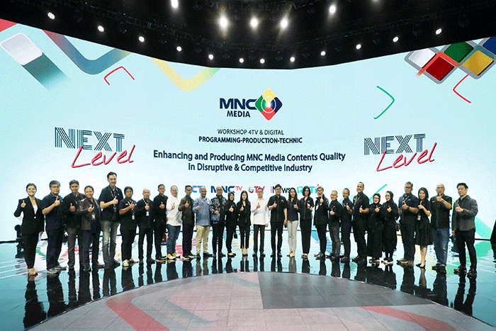 Executive Chairman MNC Group Hary Tanoesoedibjo Memberikan Arahan kepada Programing, Production dan Teknik 4 TV dan Digital.
