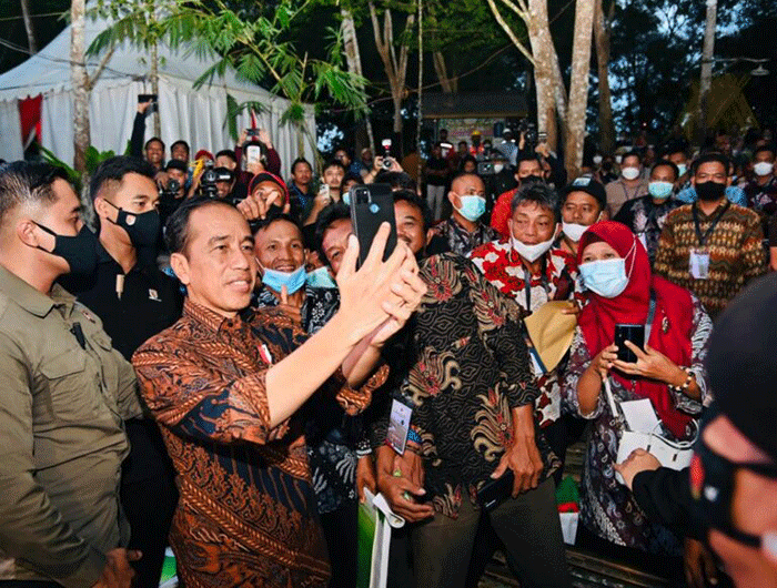 Serahkan Sk Hutan Sosial Dan Tora Presiden Jokowi Manfaatkan Untuk