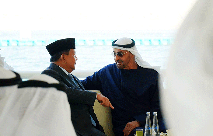 Menteri Pertahanan Prabowo Subianto melaksanakan kunjungan ke Uni Emirat Arab (UEA) atas undangan dari Presiden UEA Sheikh Mohamed bin Zayed Al Nahyan (MBZ).