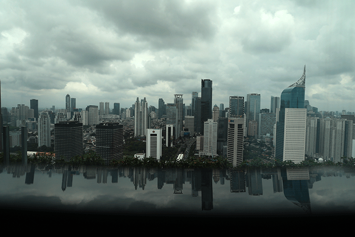 Gedung bertingkat terlihat dari ketinggian di kawasan Jakarta Pusat, Kamis (23/2/2023).