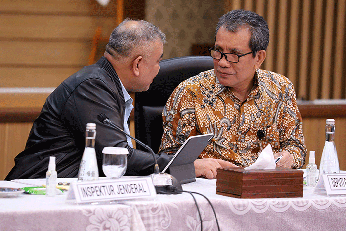 Keterangan pers terkait hasil pemeriksaaan internal PNS Ditjen Pajak atas nama Rafael Alun Trisambodo di Jakarta, Rabu (1/3/2023).