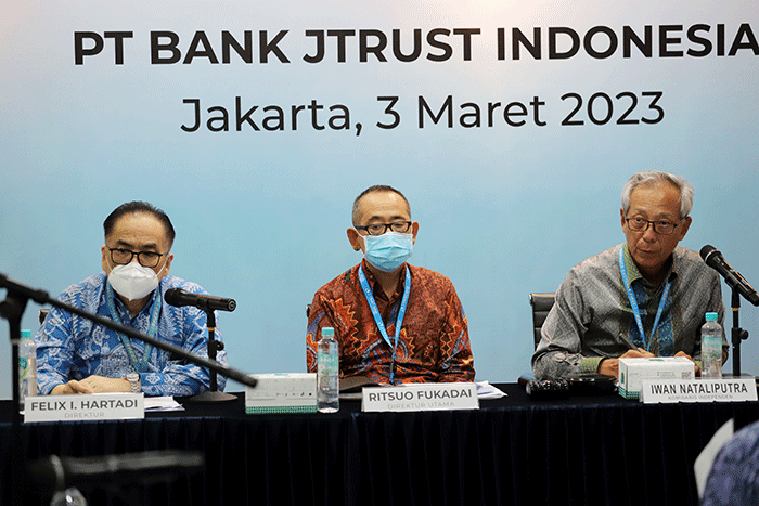 Rapat Umum Pemegang Saham Luar Biasa PT Bank JTrust Indonesia Tbk di Jakarta, Jumat (3/3/2023).