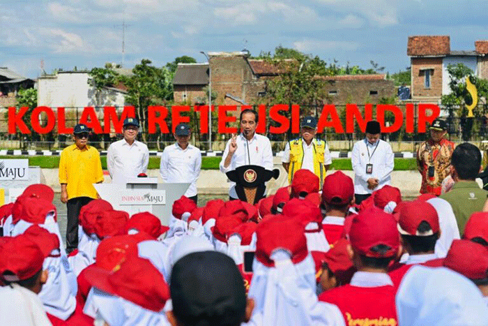 Presiden Joko Widodo meresmikan sejumlah proyek infrastruktur yang ada di Provinsi Jawa Barat, Minggu (5/3/2023).