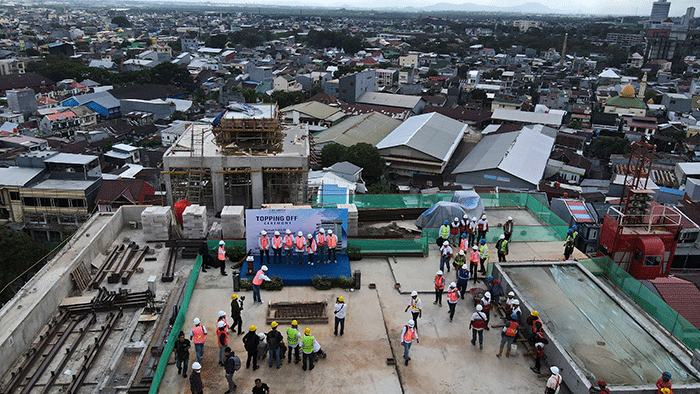 Klinik Utama Mata JEC-Orbita Makassar Eye meluncurkan layanan terbaru yakni ReLEx SMILE serta topping off gedung barunya di Makassar, Senin (6/3/2023).