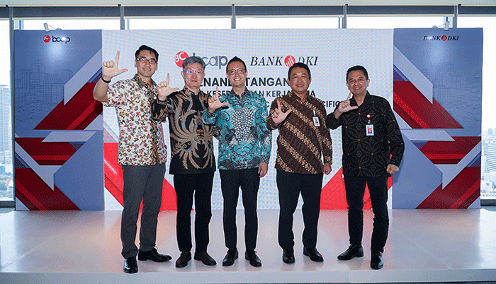 Penandatanganan Nota Kesepakatan antara PT Bank DKI dan BC Card Asia Pacific tentang penyediaan sistem dan layanan Acquiring bagi nasabah Bank DKI, di Jakarta.